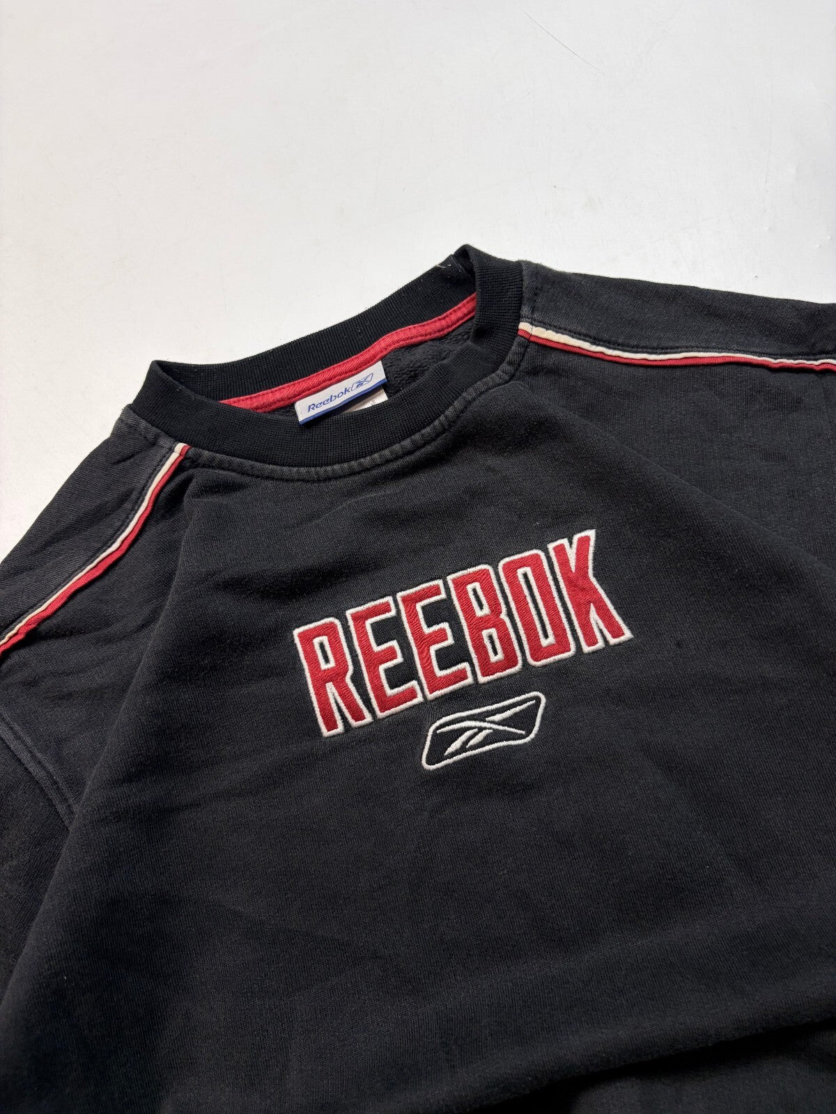Vintage Y2K Reebok spell out sweatshirt (XS)