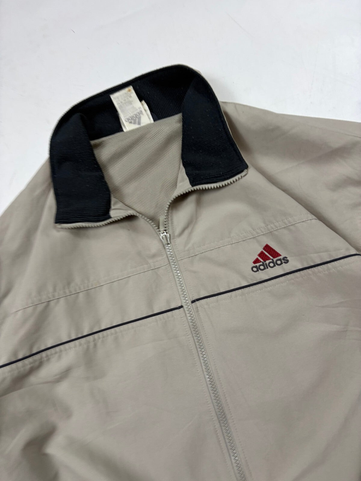 Vintage 90s adidas track jacket (XL)