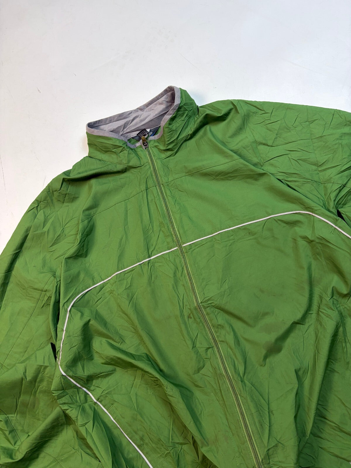 Vintage Mountain equipment lightweight windbreaker jacket (XL)
