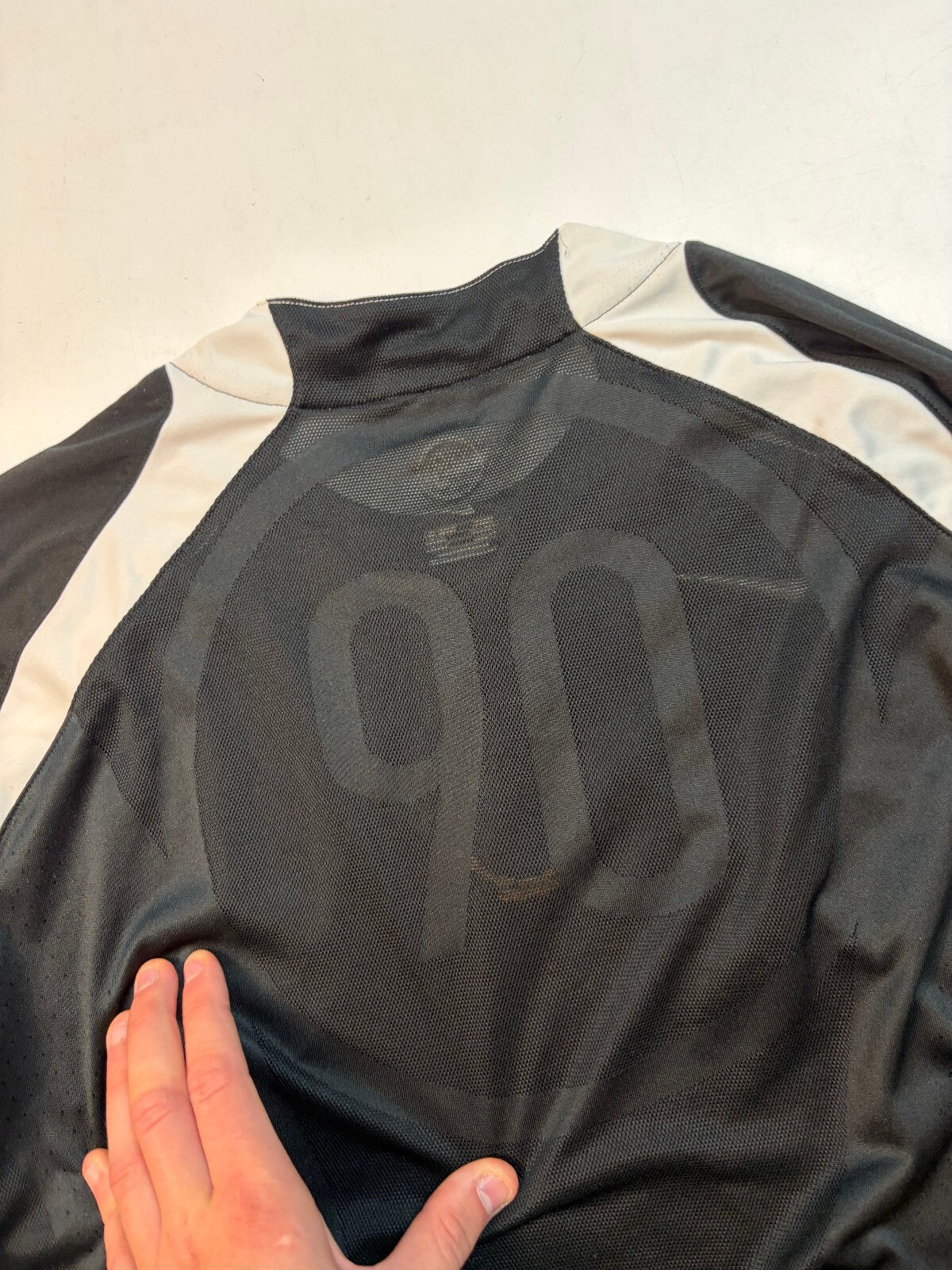 Vintage Juventus 2005/06 Nike training football shirt (XL)