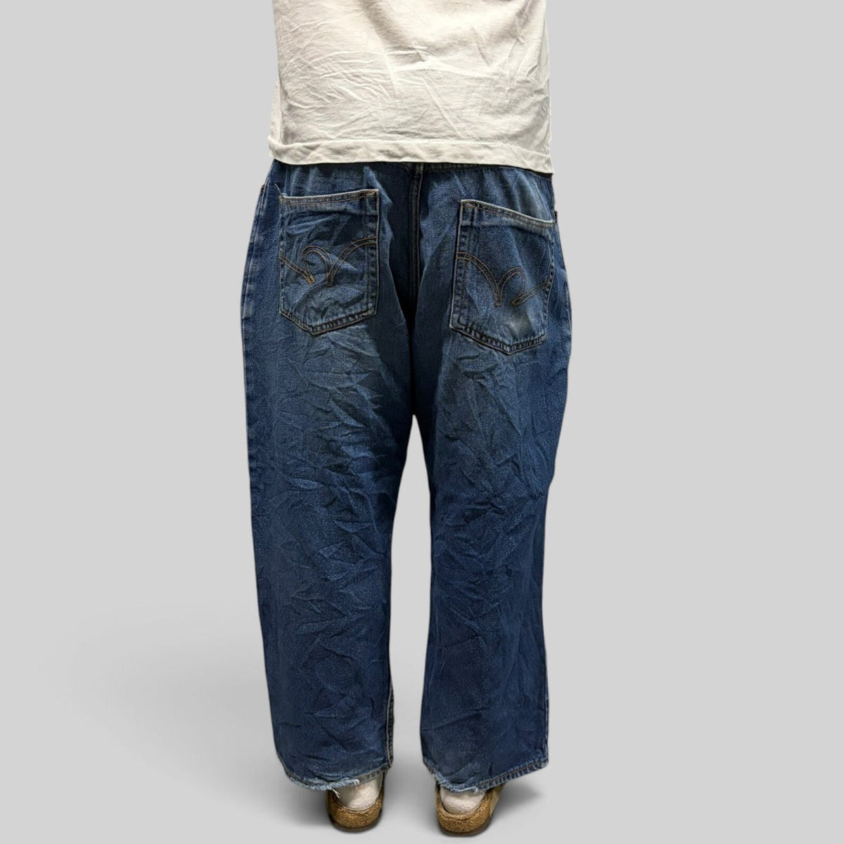 Vintage Y2K Rocawear baggy hip hop jeans (W36)