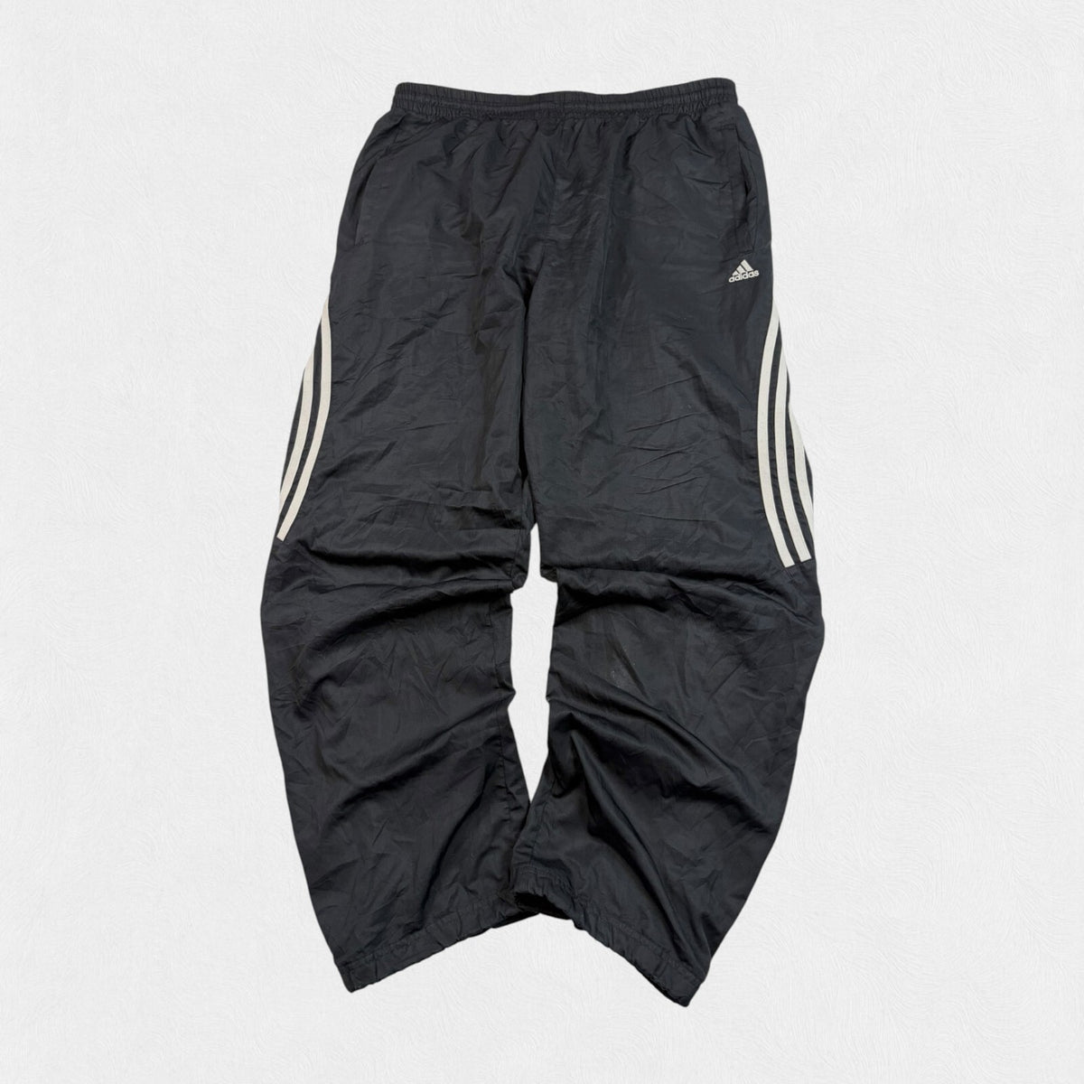 Vintage Y2K Adidas baggy track pants (L)