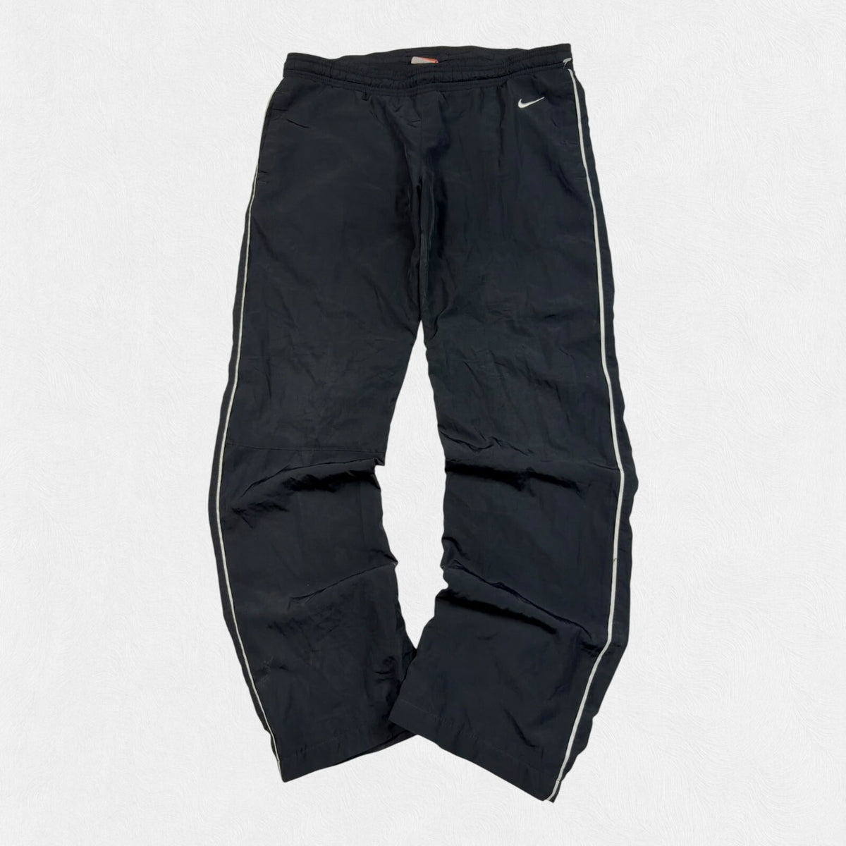 Vintage Y2K Nike baggy track pants (S)