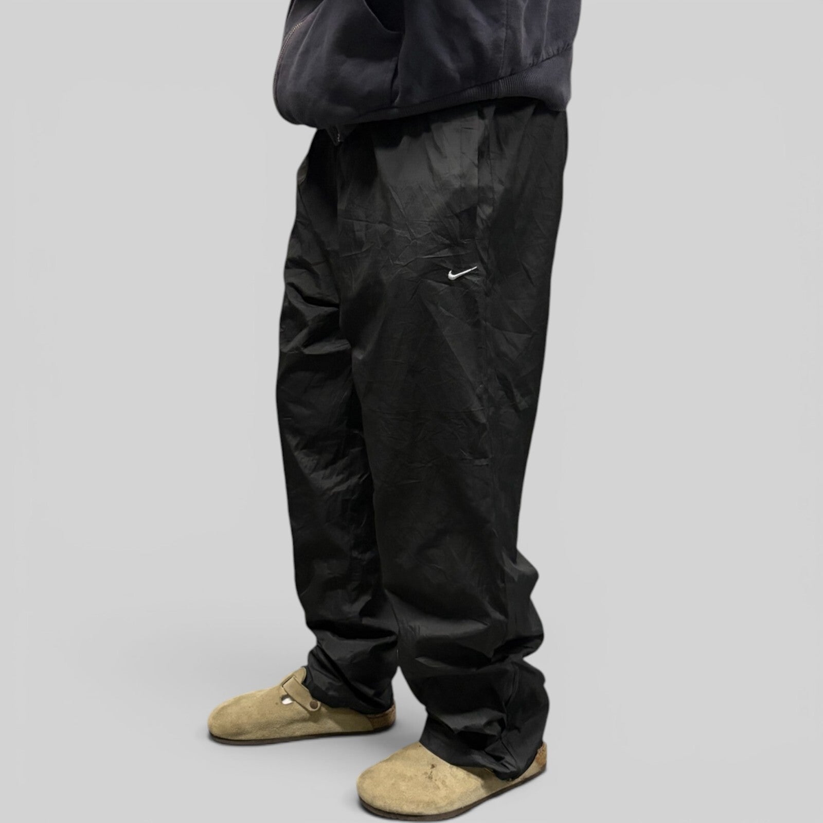 Vintage Nike mini swoosh baggy track pants (XL)