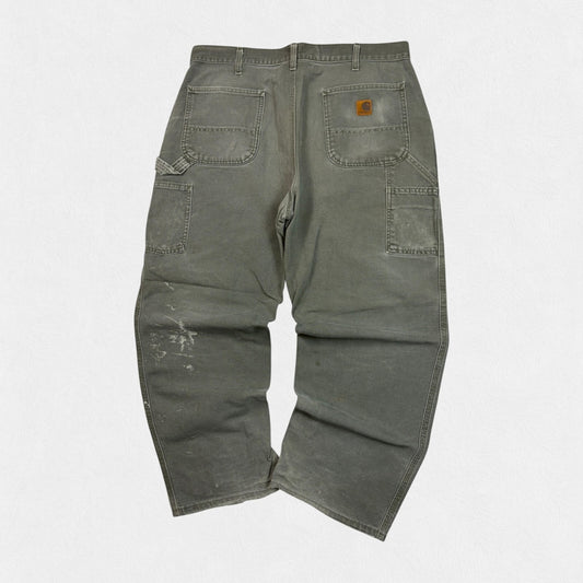 Vintage Carhartt B11 baggy carpenter pants (W38)