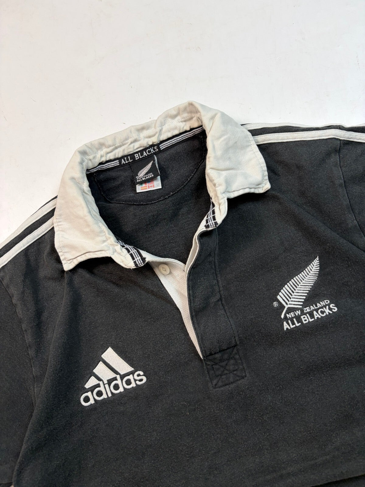 Vintage New Zealand all blacks 1999/00 Adidas rugby shirt (S)