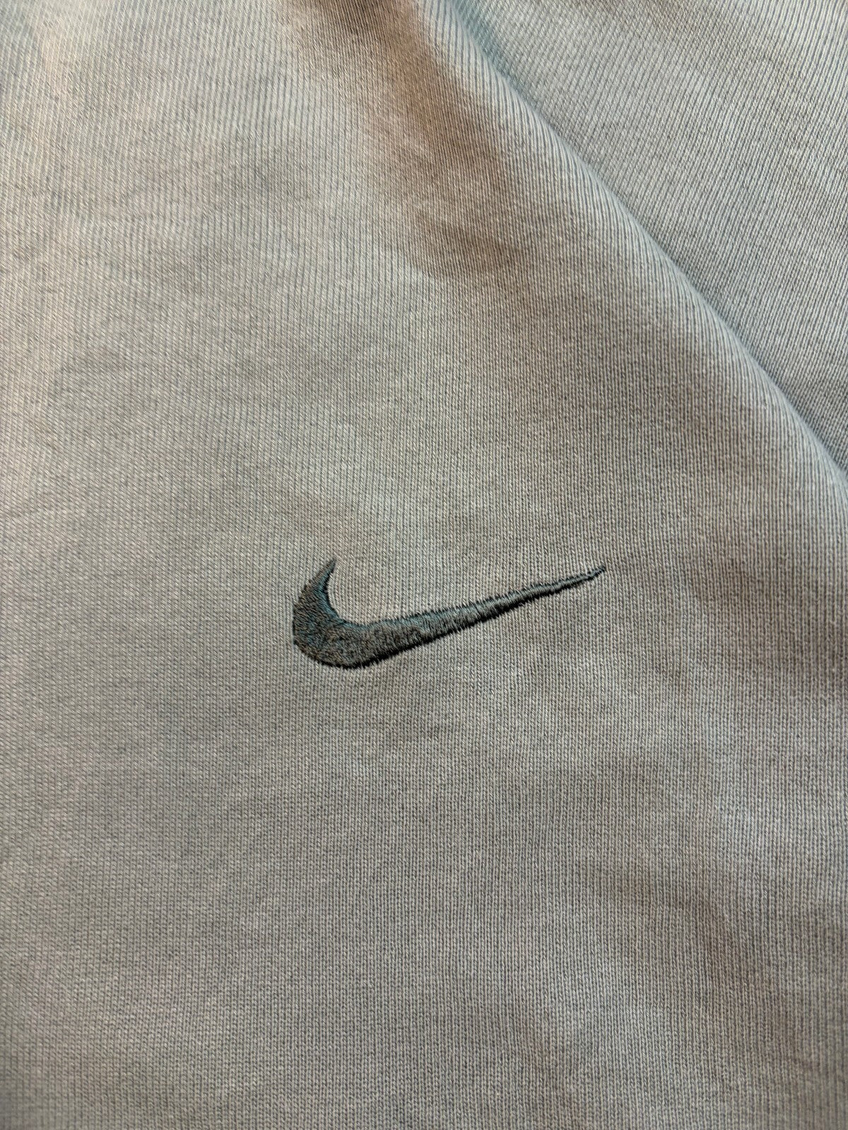 Vintage 90s Nike mini swoosh sweatshirt (XL)