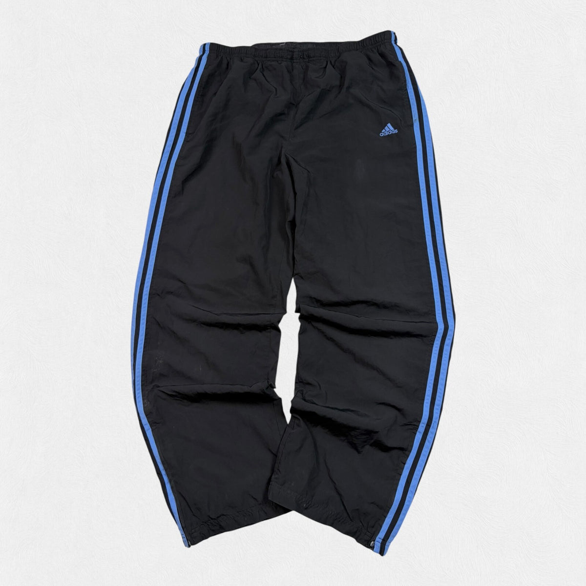 Vintage adidas side stripe baggy track pants (M)