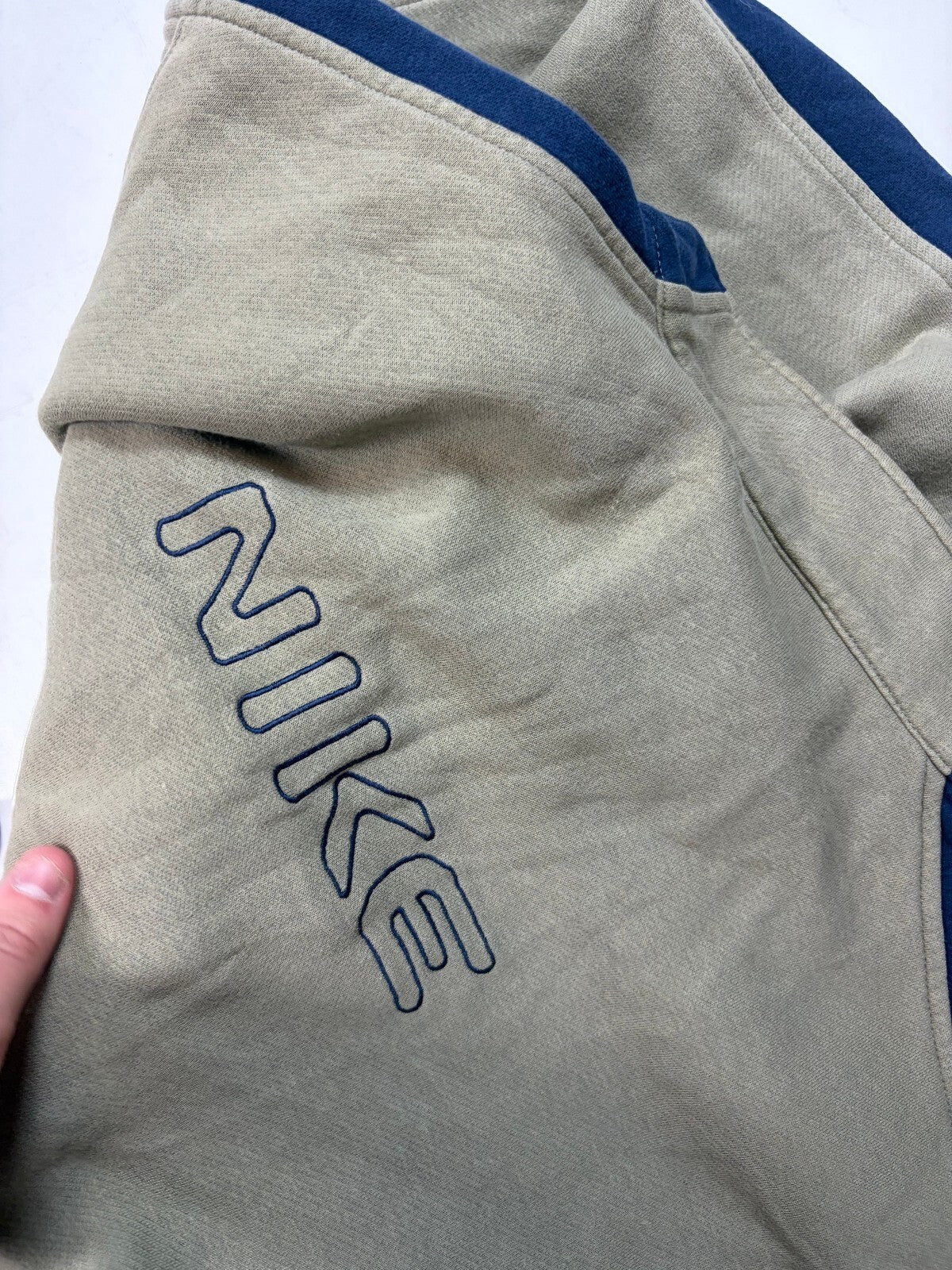 Vintage Y2K Nike quarter zip sweatshirt (M)