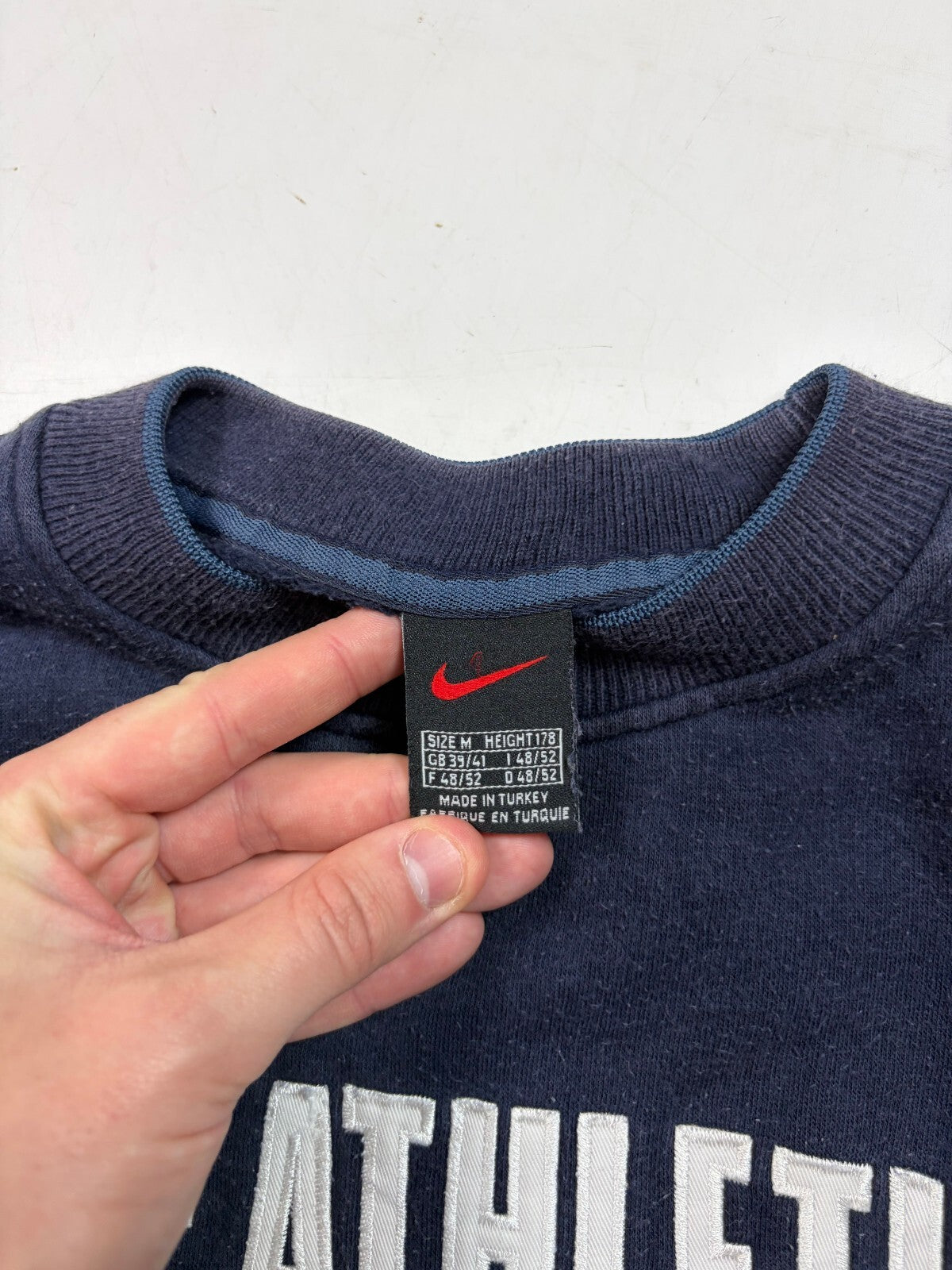Vintage 90s Nike athletic spell out sweatshirt (M)