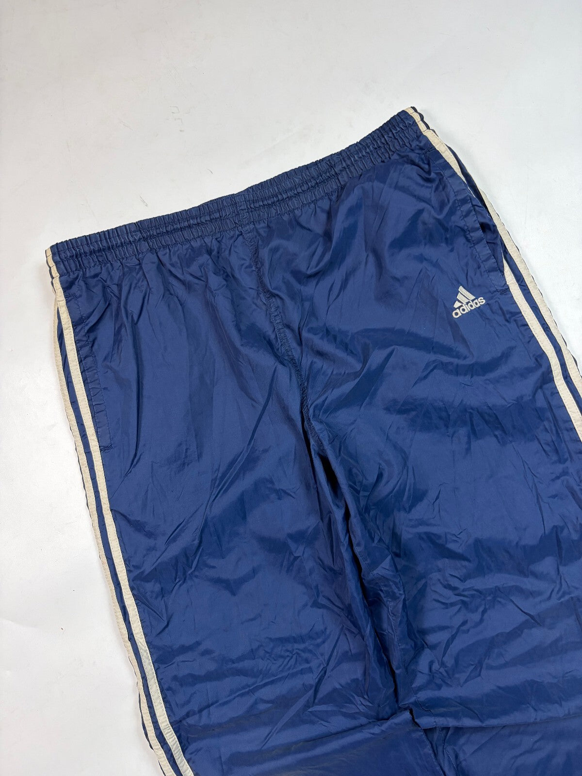 Vintage 90s adidas nylon side stripe baggy track pants (M)