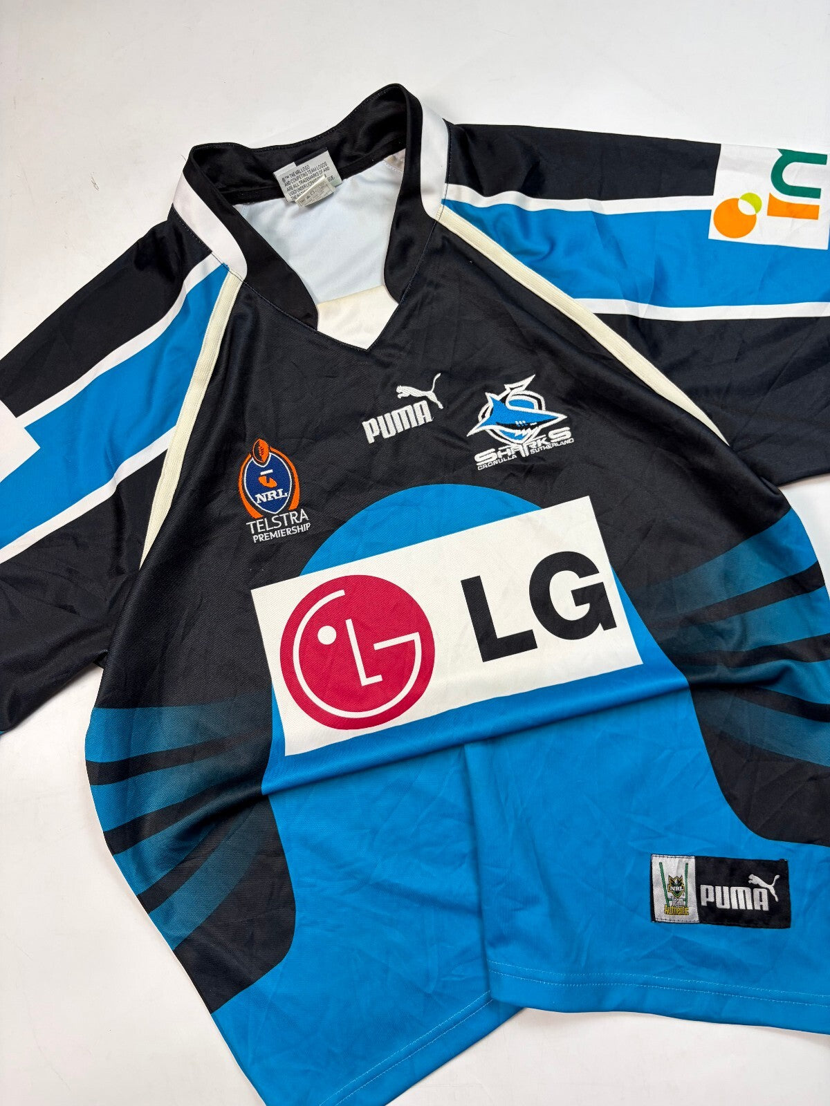 Vintage Cronulla Sutherland Sharks 2005 Puma rugby league shirt (XXL)