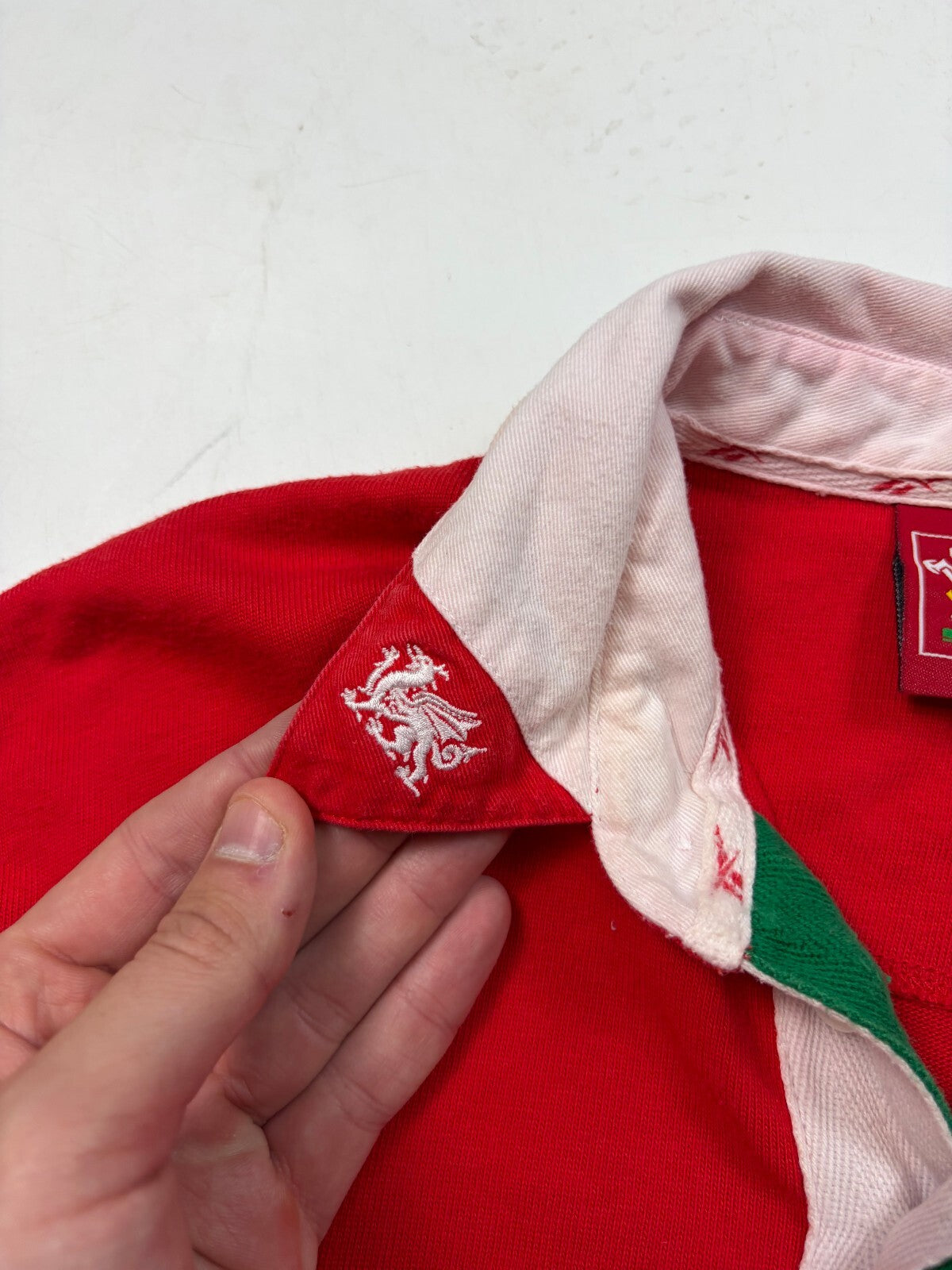 Vintage Wales 1998-00 Reebok rugby union shirt (XL)