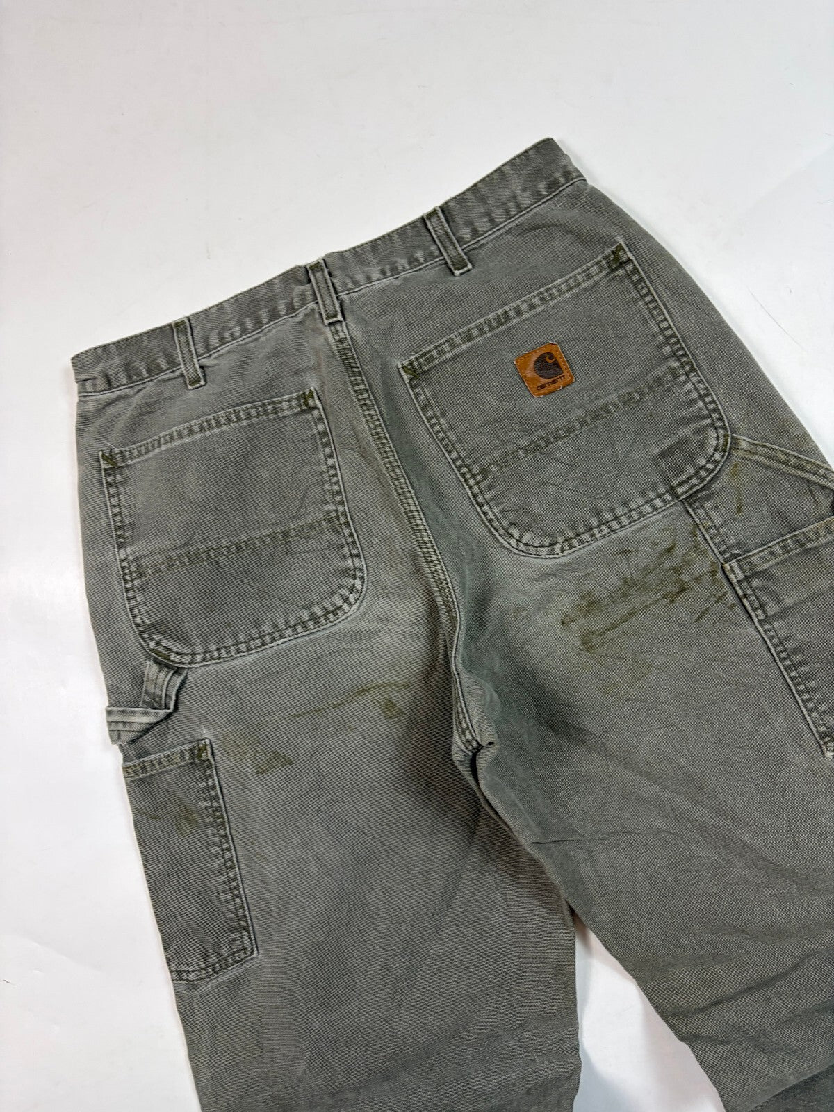Vintage Y2K Carhartt baggy carpenter pants (W32)