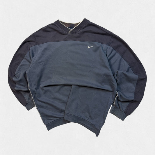 Vintage 90s Nike mini swoosh sweatshirt (M)