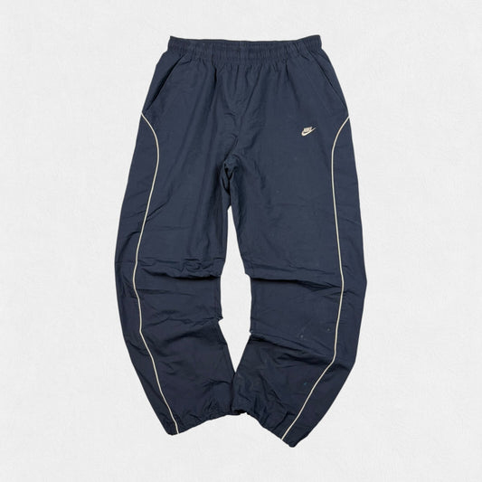 Vintage Nike baggy track pants (L)