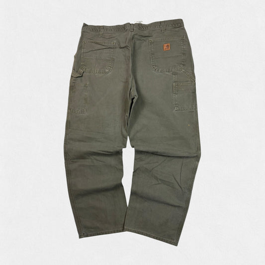 Vintage Carhartt B11 baggy carpenter pants (W42)