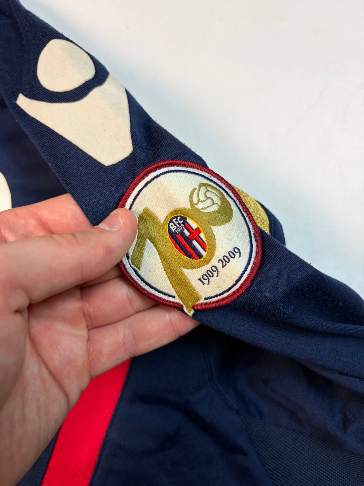 Vintage Bologna 2009/10 Macron football sweatshirt (XL)