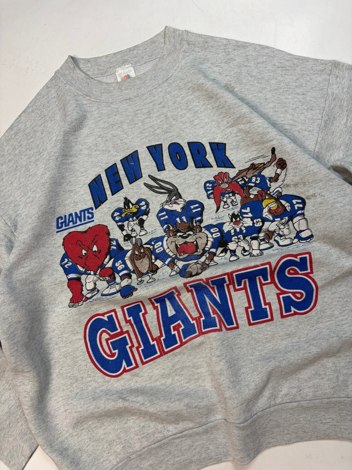 Vintage 90s New York Giants Looney Tunes sweatshirt (XL)