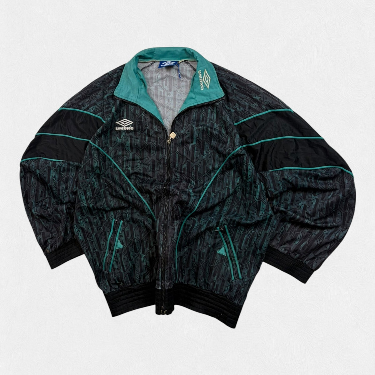 Vintage 90s Umbro abstract track jacket (XL)