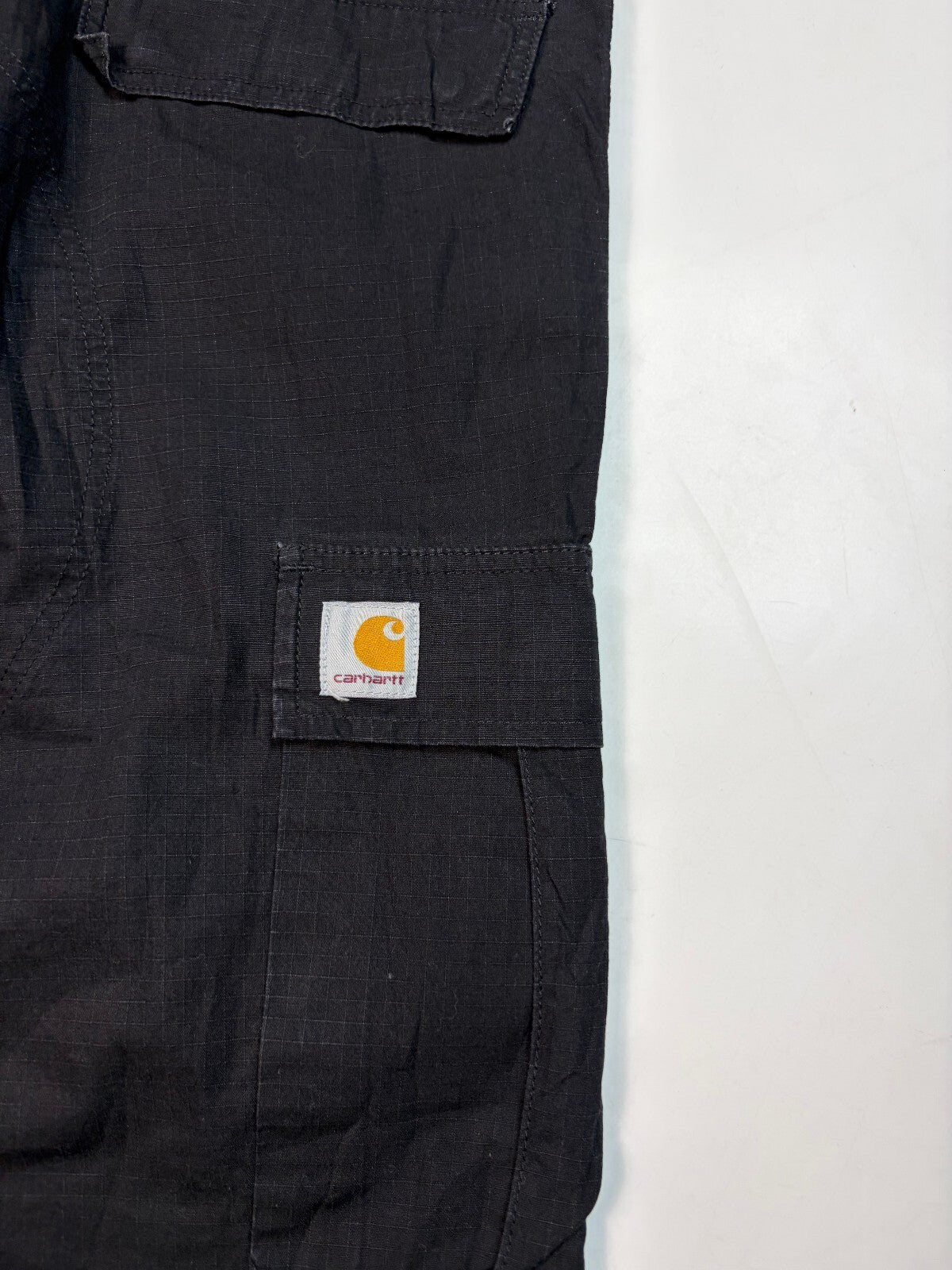 Carhartt baggy cargo pants (W30)