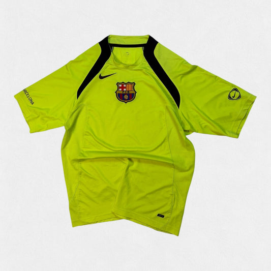 Vintage Barcelona 2005/06 Nike T90 football shirt (S)