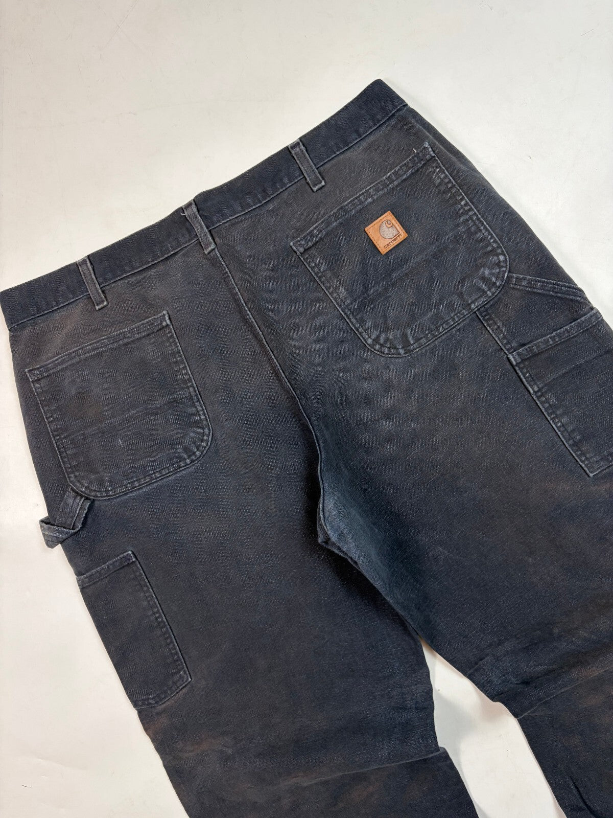 Carhartt baggy carpenter pants (W38)