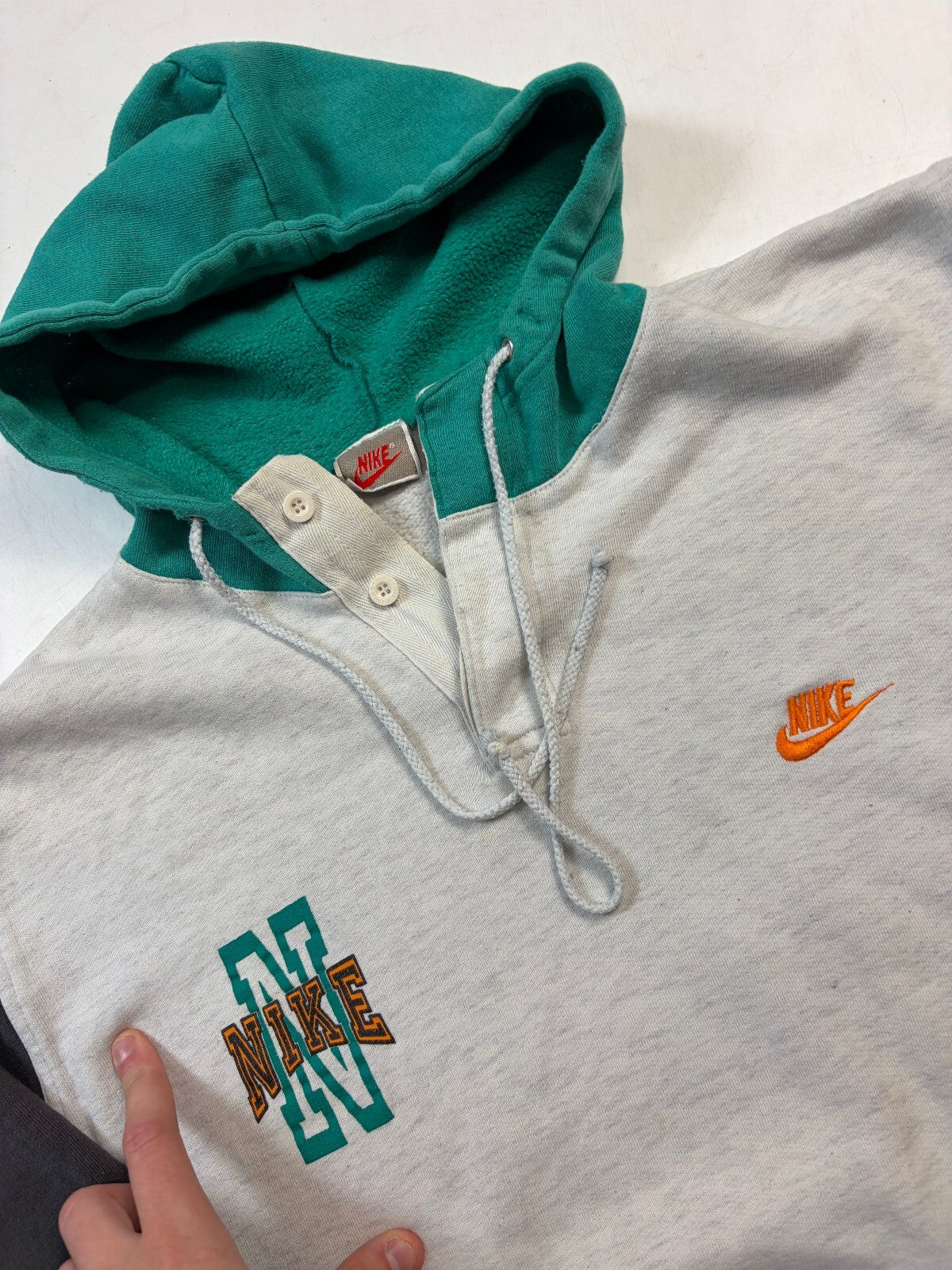 Vintage 80s Nike spell out hoodie (M)