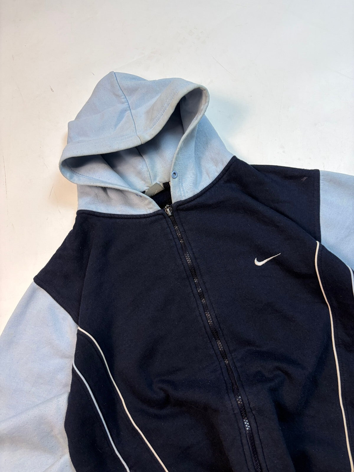 Vintage Y2K Nike zip up hoodie (S)