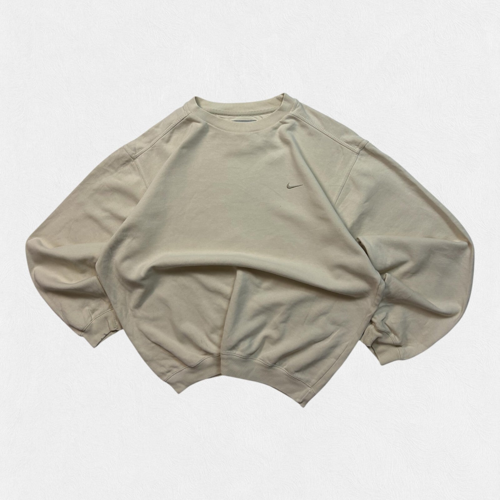 Vintage Y2K Nike mini swoosh sweatshirt (M)