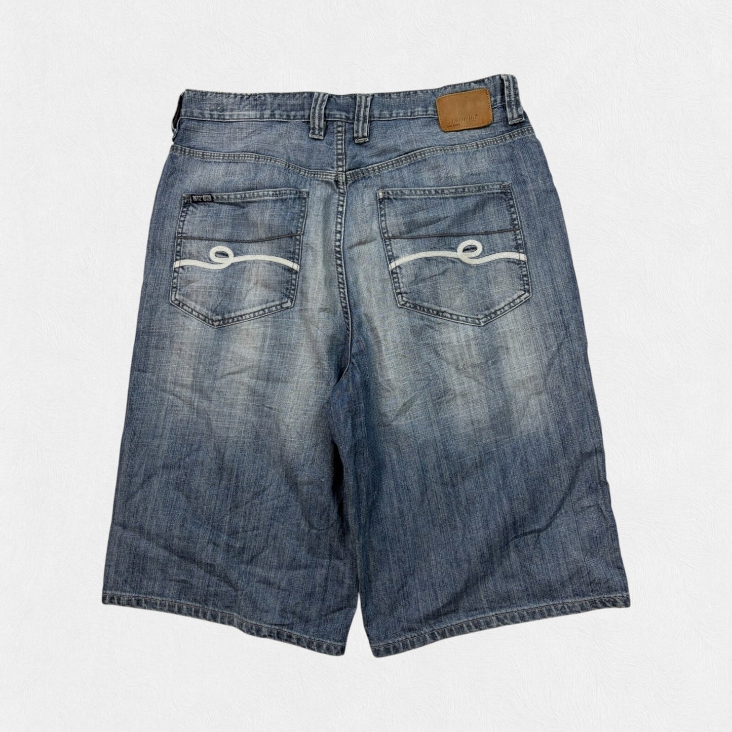Vintage Y2K Ecko Unltd baggy hip hop jorts (W36)