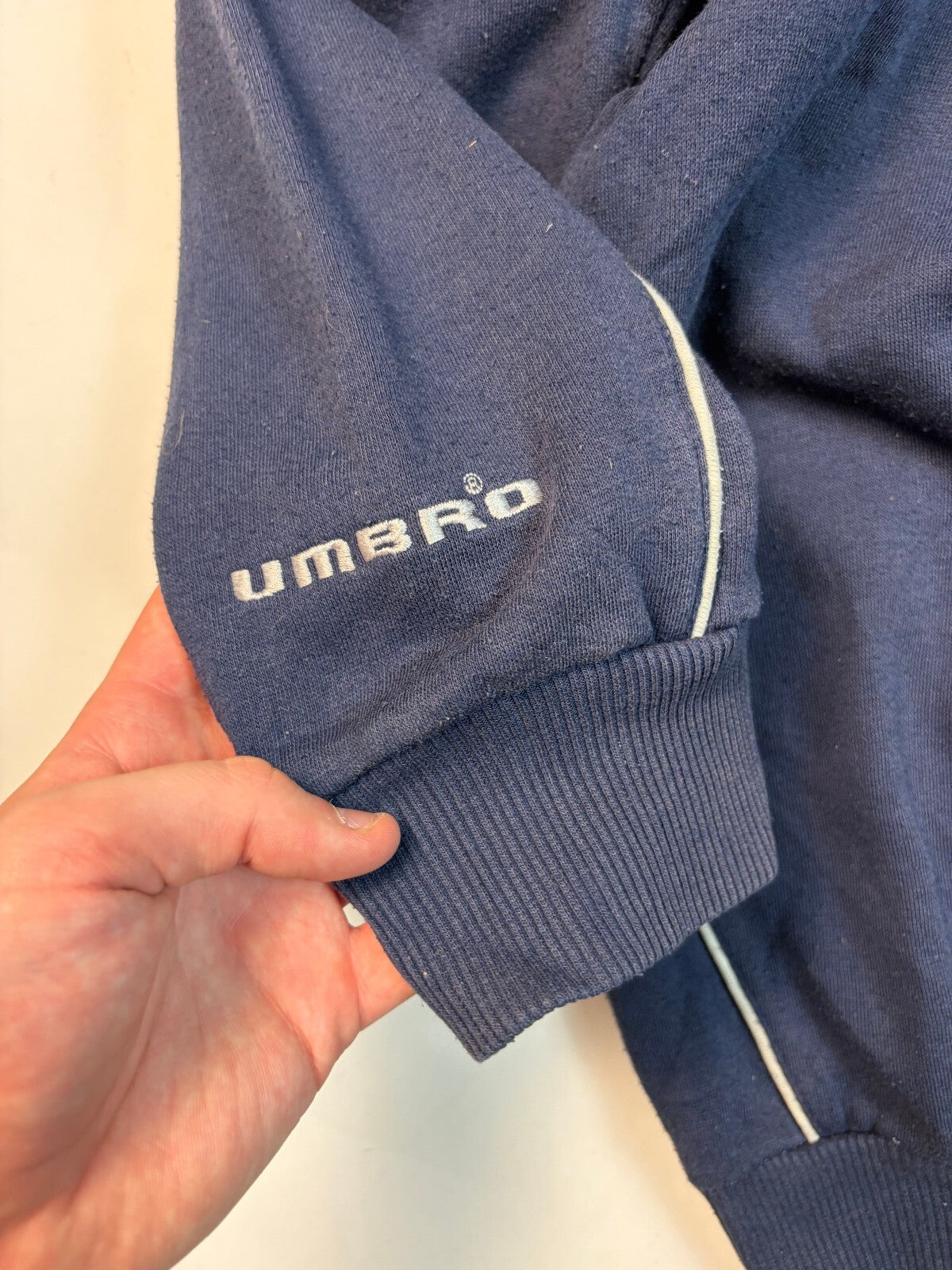 Vintage Umbro small logo sweatshirt (XL)