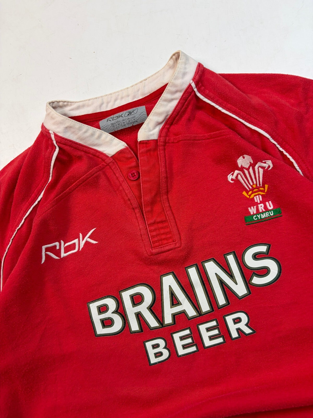 Vintage Wales 2005/06 Reebok rugby union shirt (S)