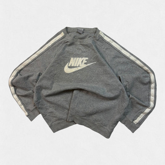 Vintage Y2K Nike spell out sweatshirt (L)