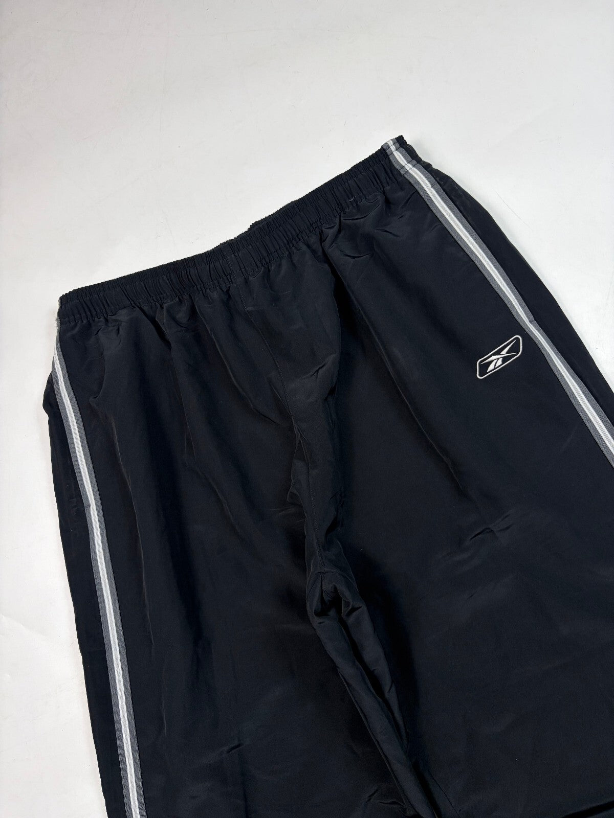 Vintage Reebok side stripe baggy track pants (XXL)
