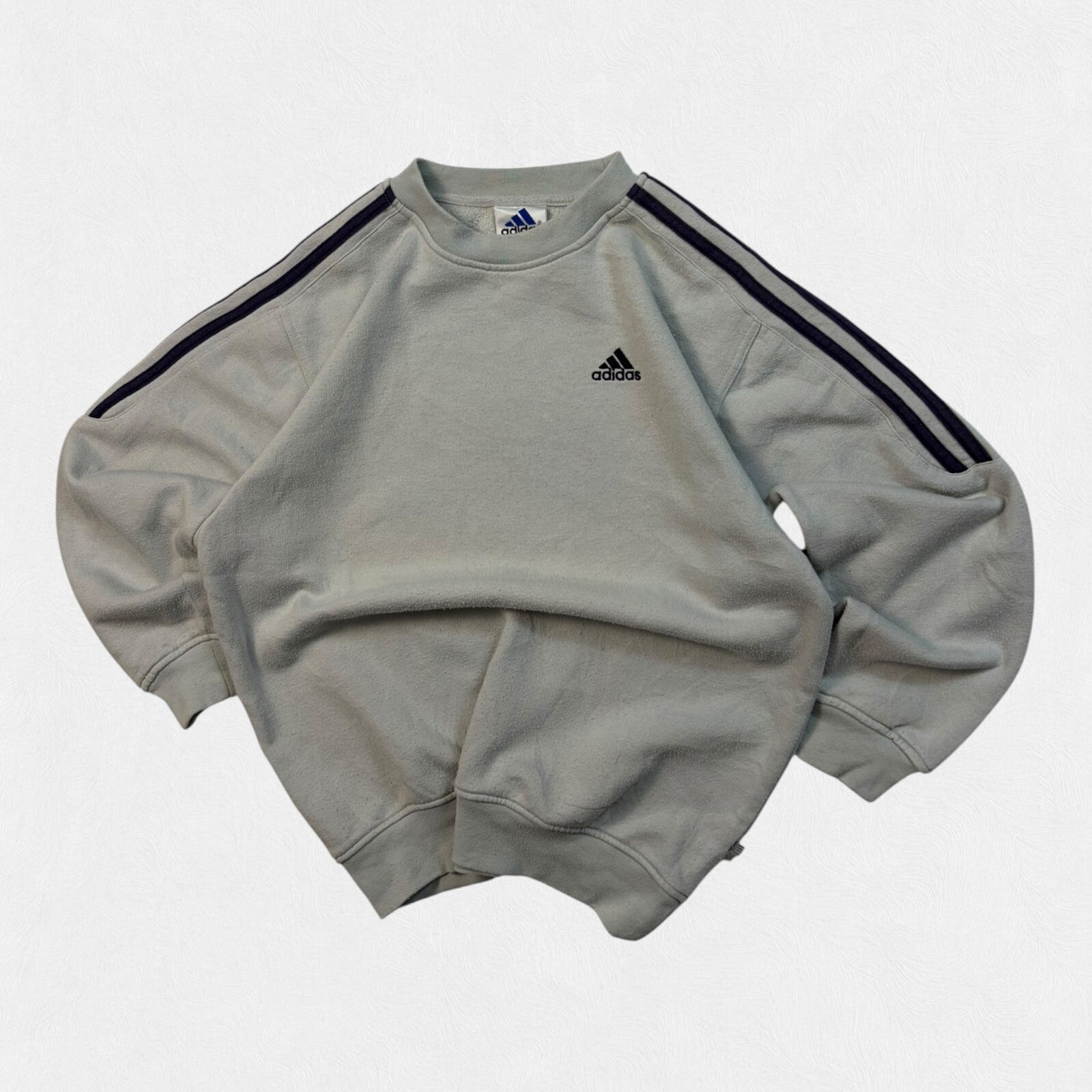 Vintage 90s adidas small logo sweatshirt (M)