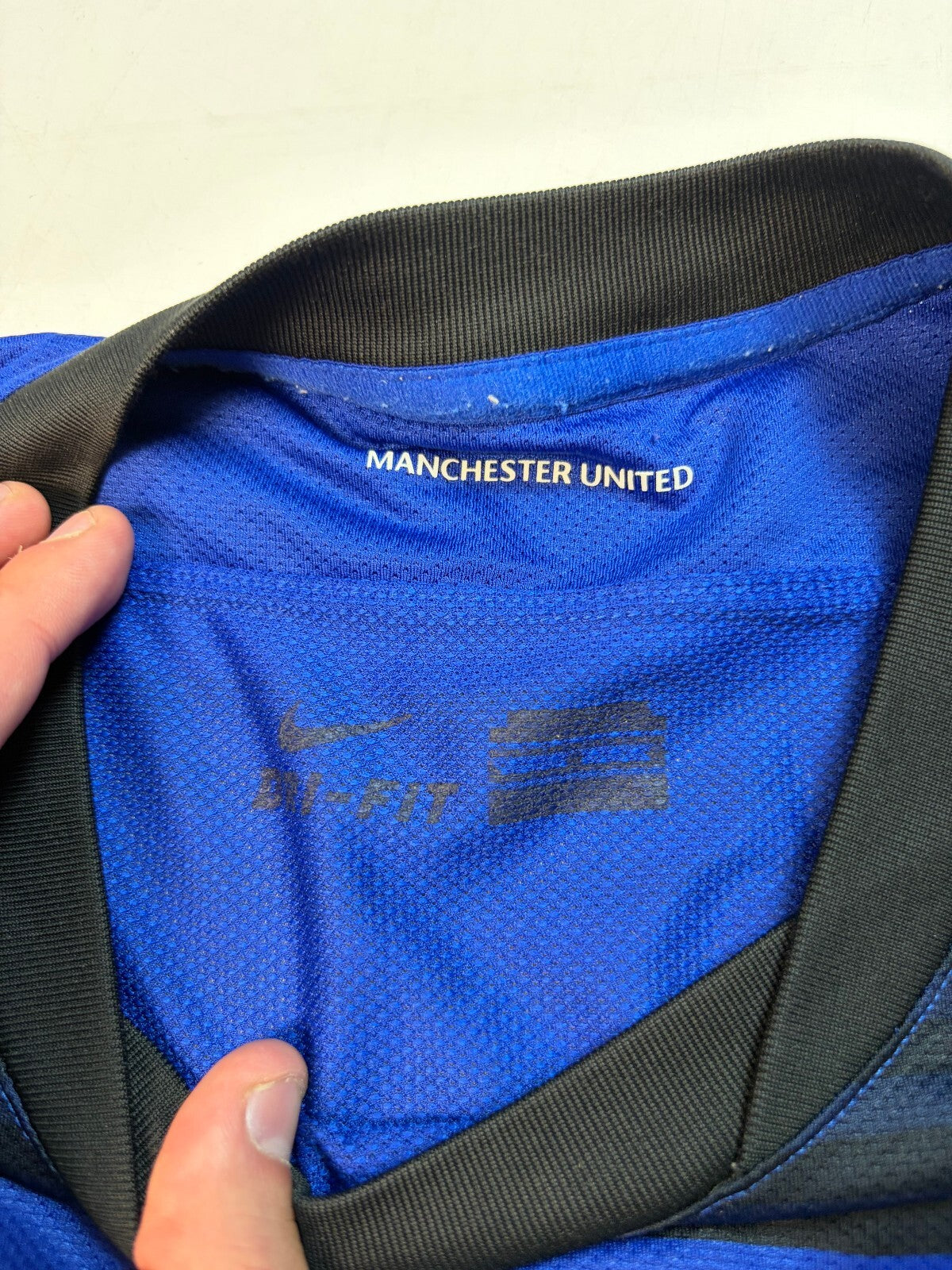 Manchester United 2011-13 Nike away football shirt (L)