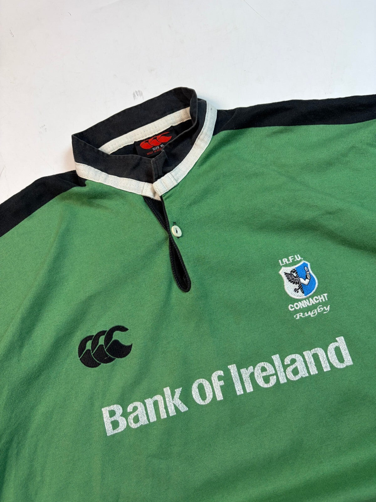 Vintage Connacht 2003/04 Canterbury rugby union shirt (XL)