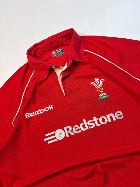 Vintage Wales 2001/02 Reebok rugby union shirt (XL)