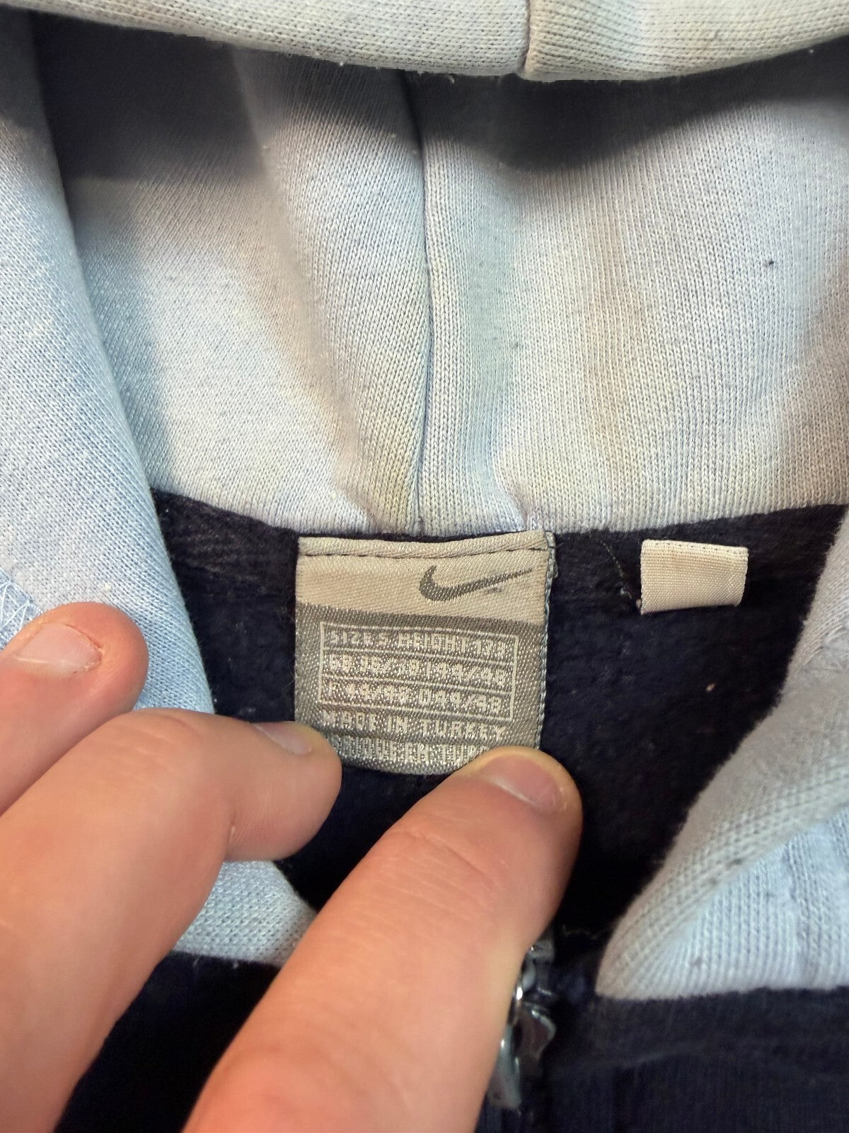 Vintage Y2K Nike zip up hoodie (S)
