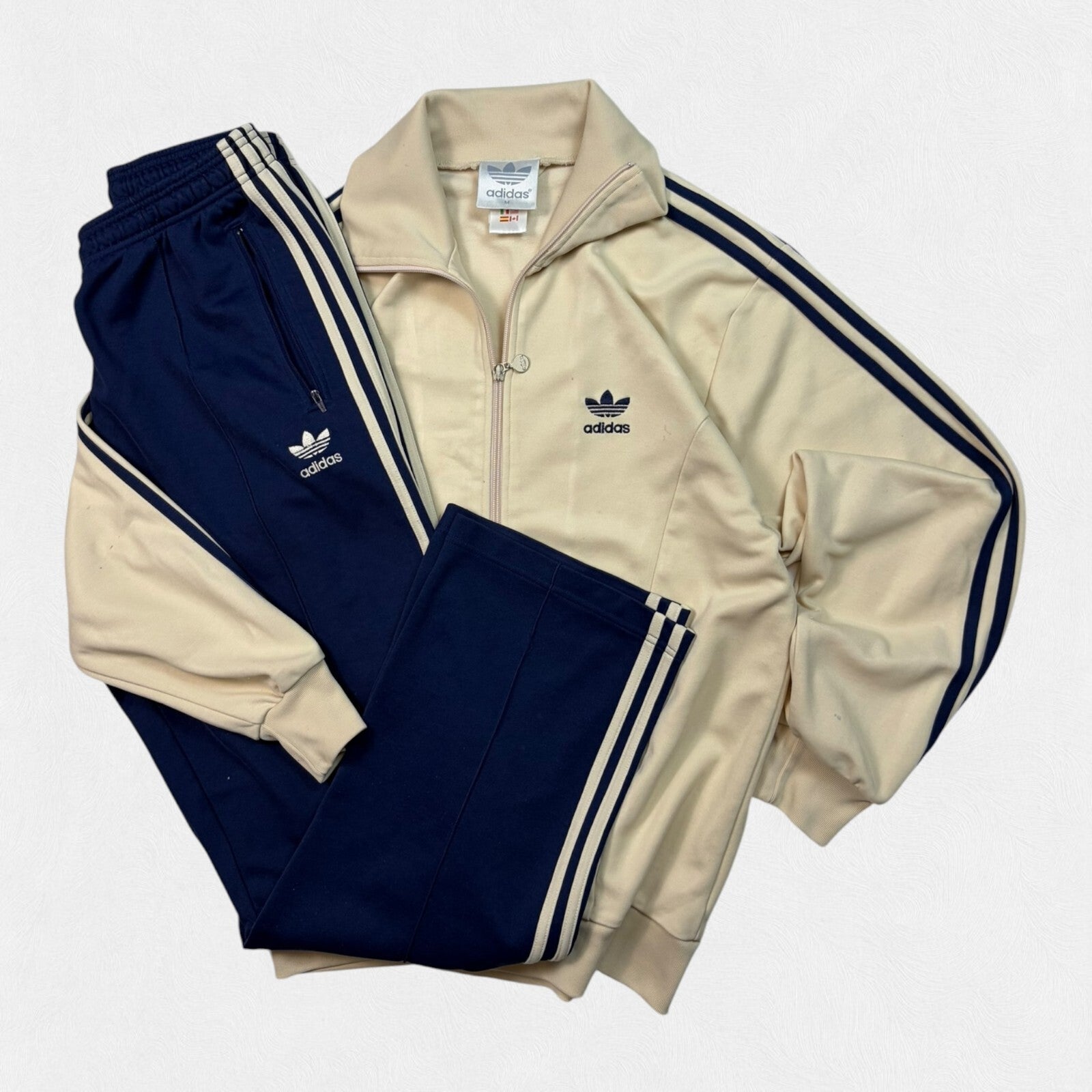 Vintage 90s Adidas originals full tracksuit (M)