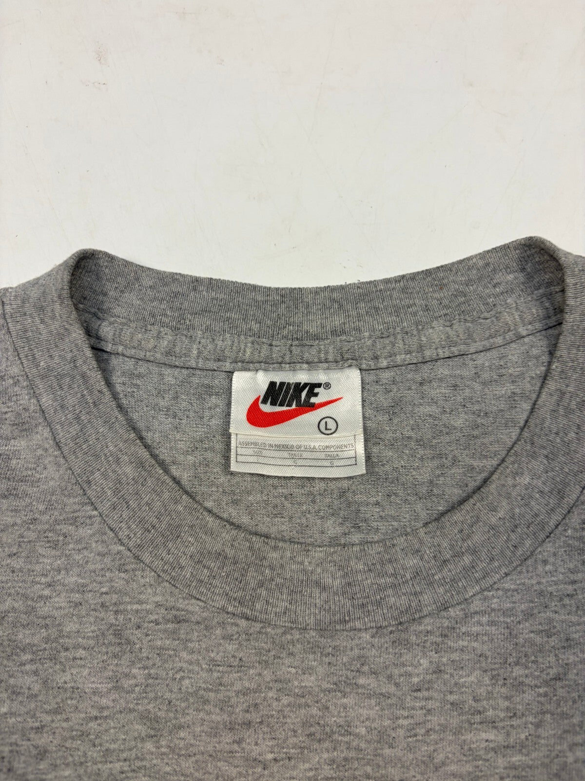Vintage 90s Nike Boston Celtics tee (L)