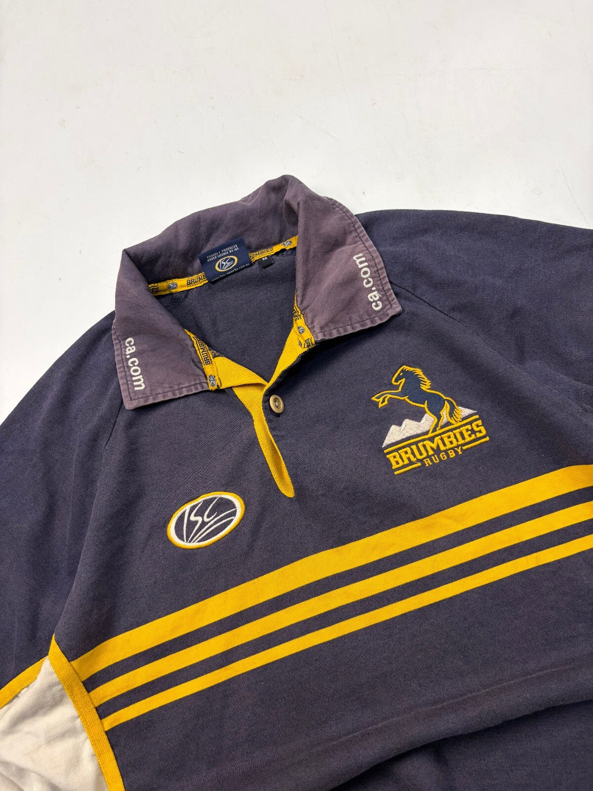 Vintage Brumbies 2005 ISC training rugby shirt (M)