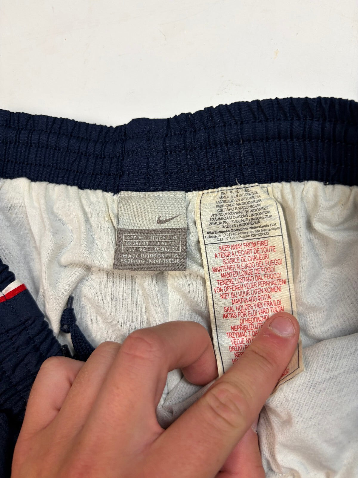 Vintage Y2K Nike side stripe baggy track pants (M)