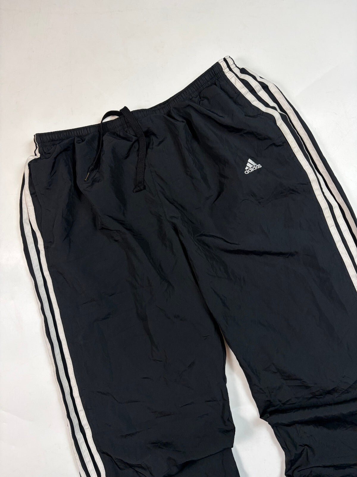 Vintage Y2K Adidas side stripe baggy track pants (L)