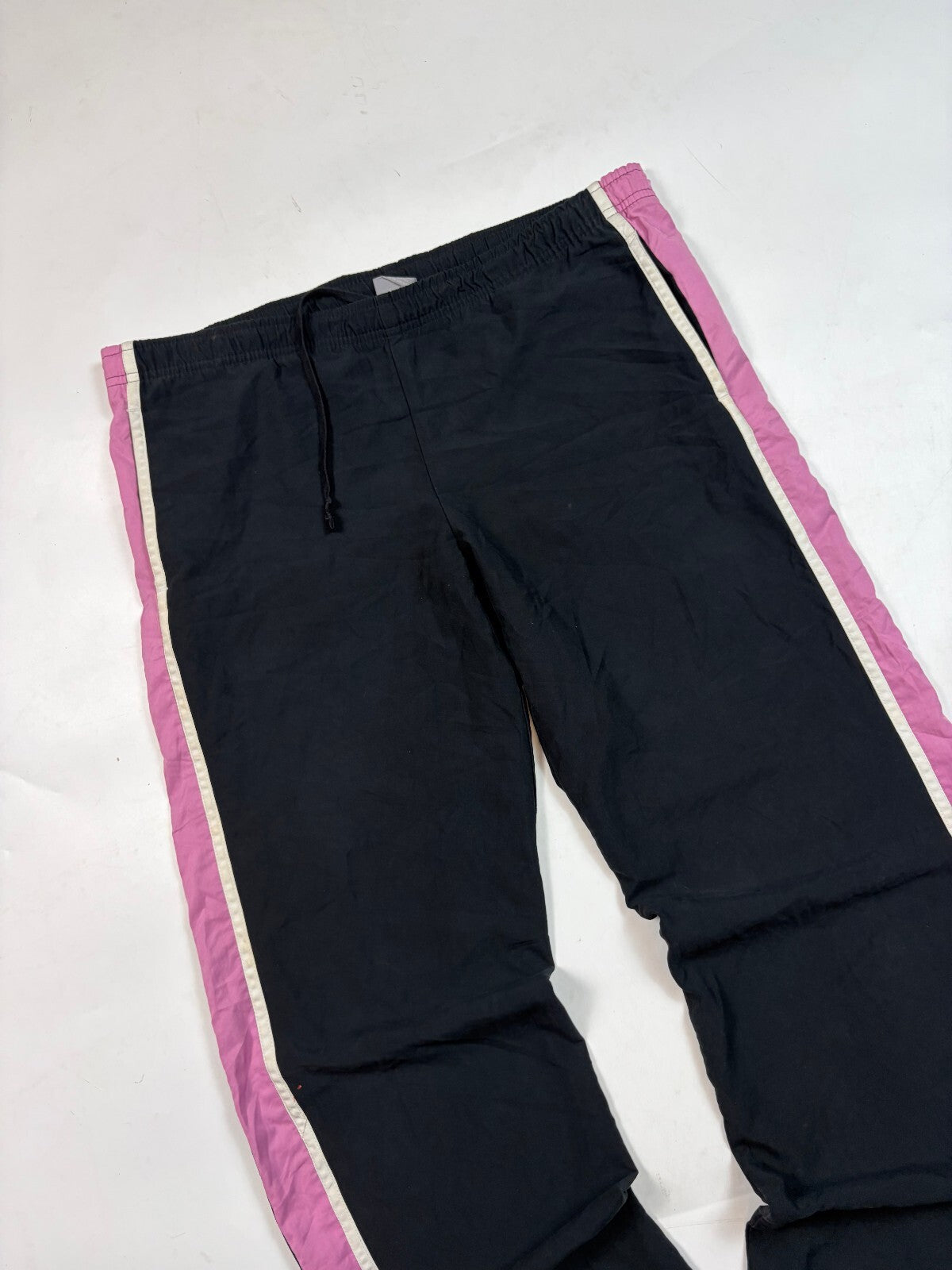 Vintage Women's Nike side stripe baggy track pants (S)