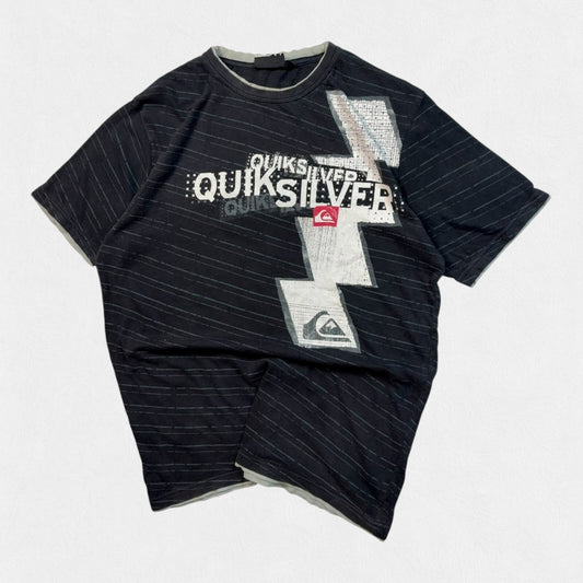 Vintage Y2K Quiksilver spell out graphic tee (M)
