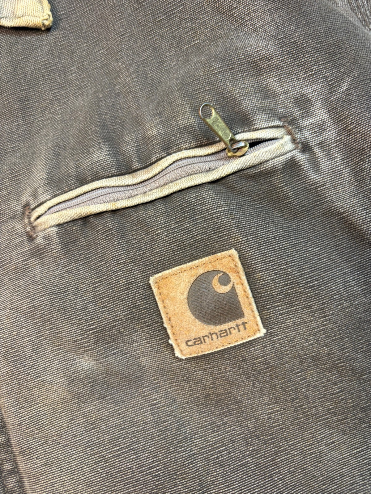 Vintage Carhartt distressed detroit jacket (XL)
