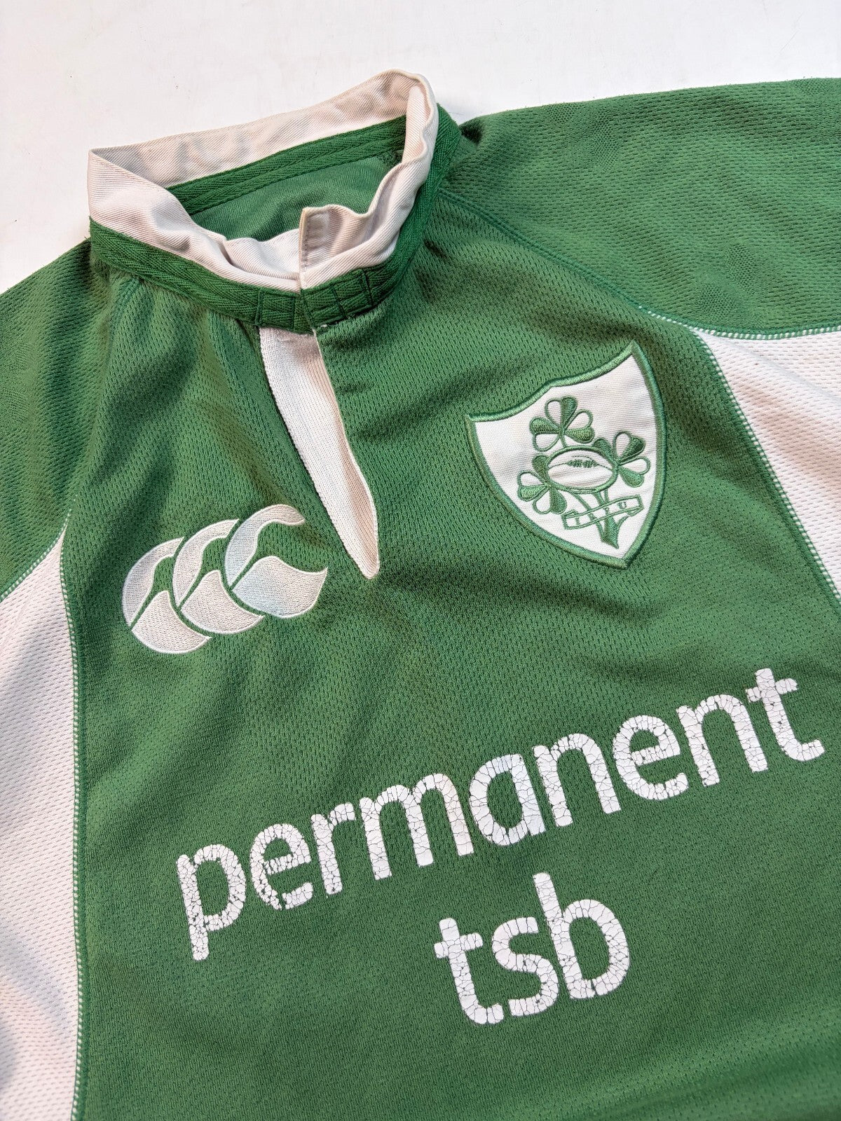 Vintage Ireland 2005/06 Canterbury rugby union shirt (L)