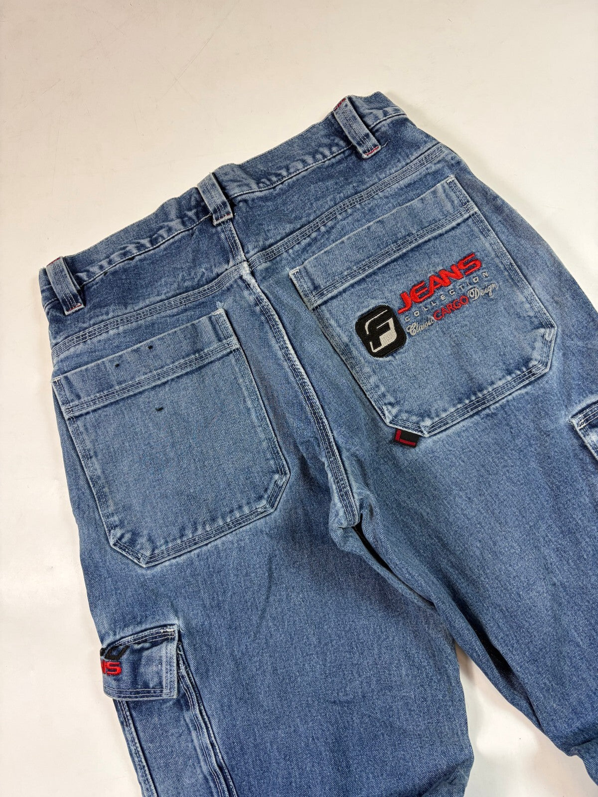 Vintage Y2K Fubu baggy hip hop cargo jeans (W34)